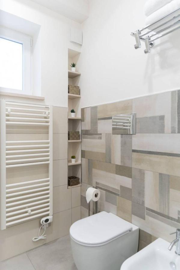 Lovely Modern Apartment Модіка Екстер'єр фото
