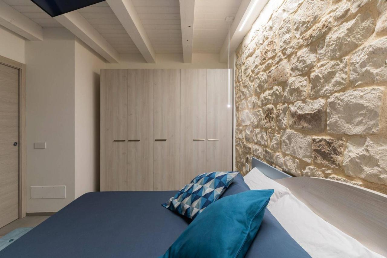 Lovely Modern Apartment Модіка Екстер'єр фото